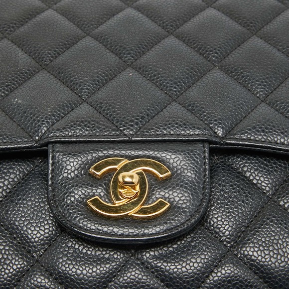 CHANEL Black Quilted Caviar Leather Maxi Classic Single Flap Bag - Picture 6 of 8